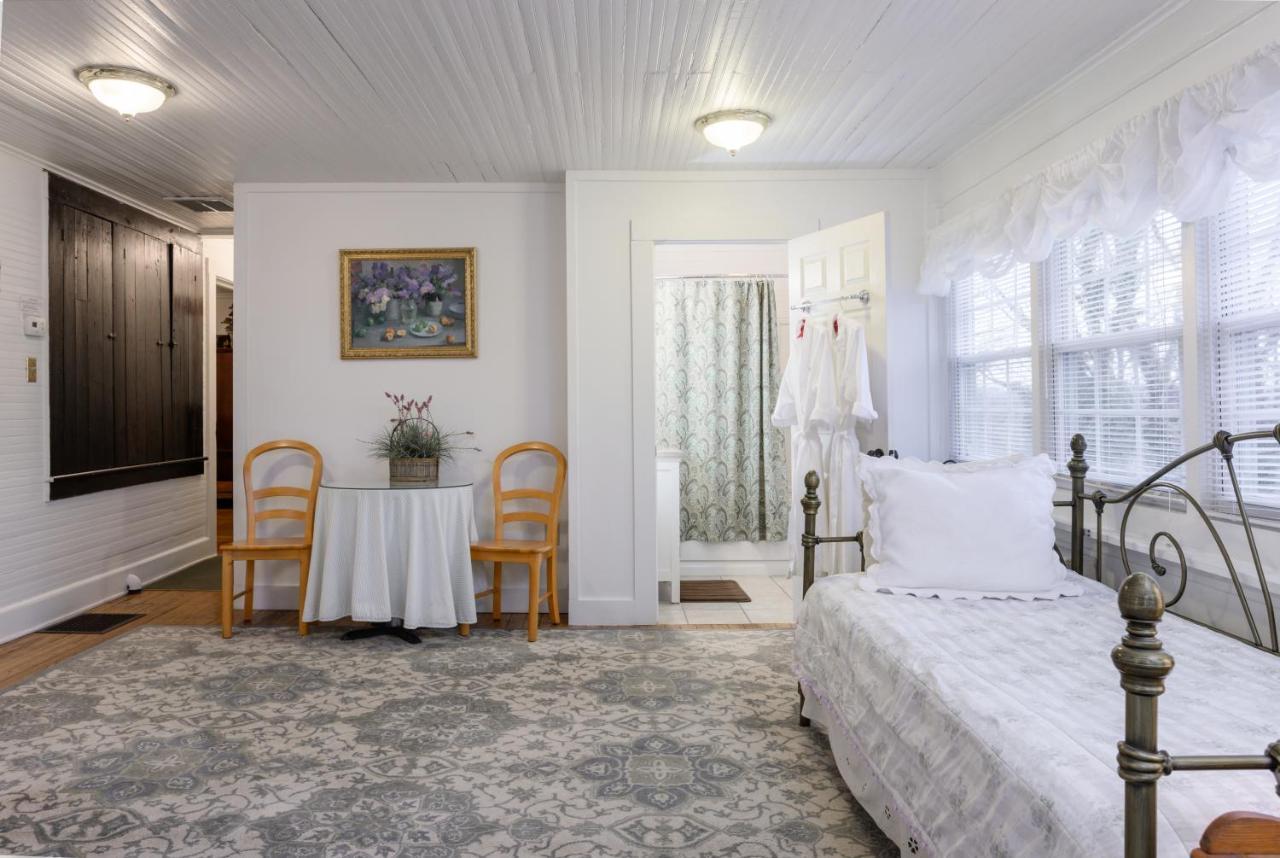 Oakland Bed and breakfast Asheville