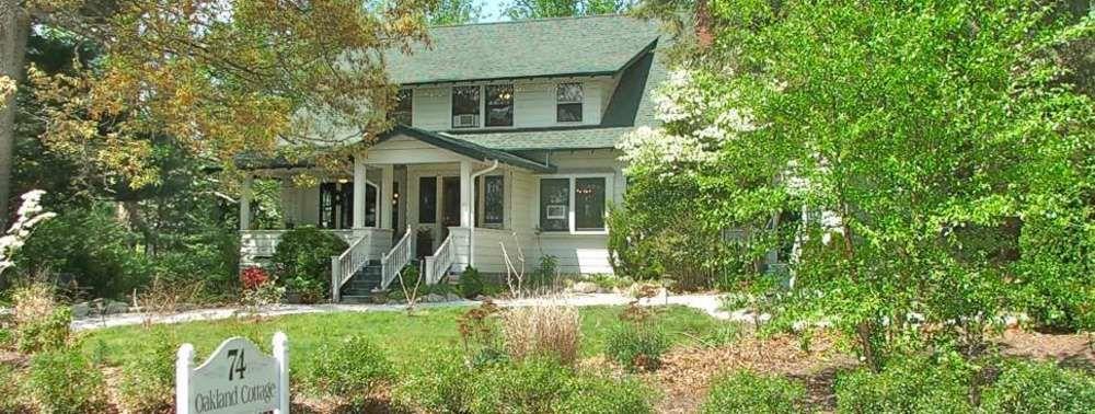 Oakland Bed and breakfast 3*