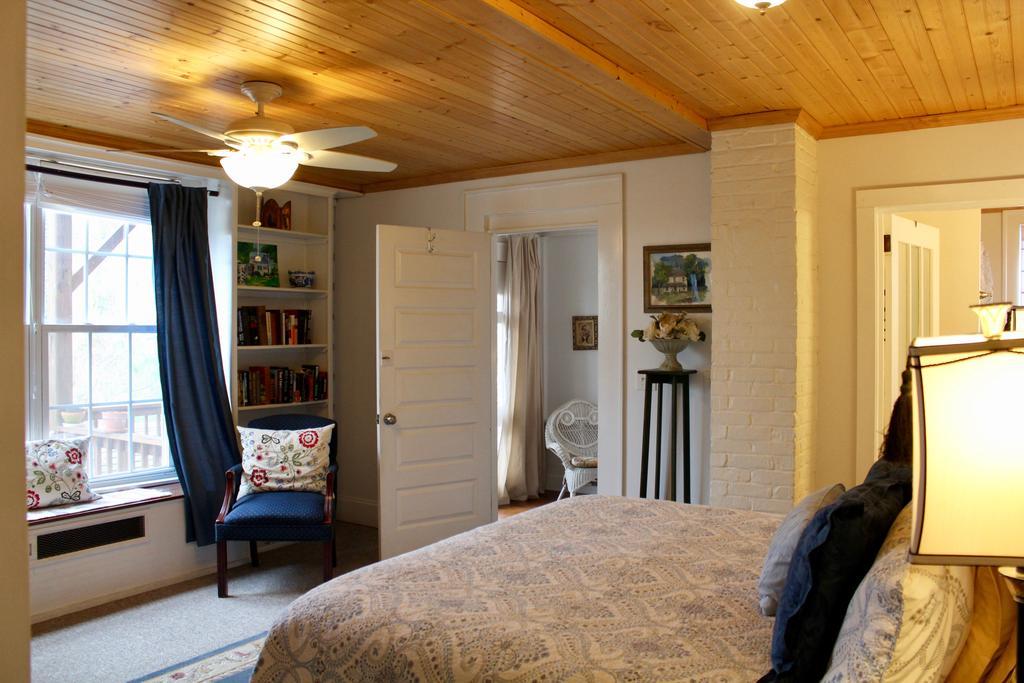 Oakland Bed and breakfast Asheville