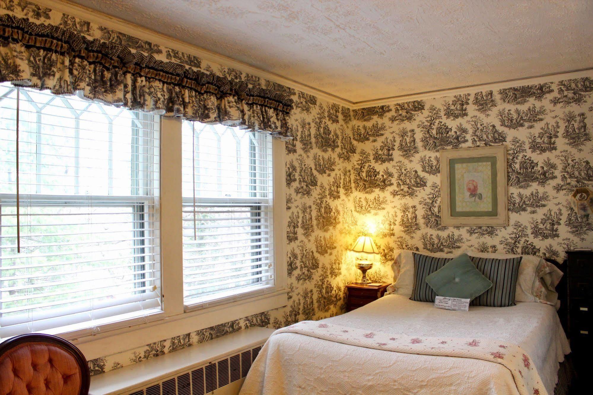 Bed and breakfast Oakland Asheville